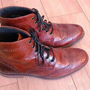Classic Cool: Mens Brown Brogue Boots- size 44 - 10.5